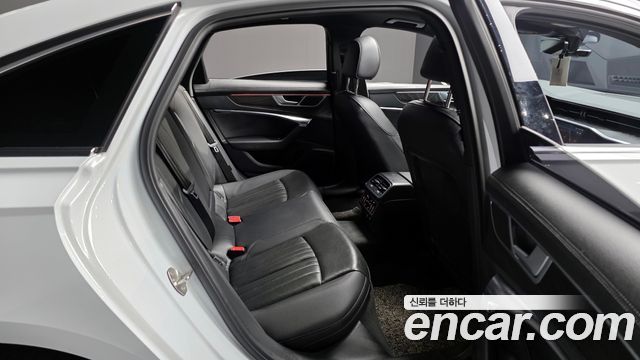Audi A6 (C8) 45 TFSI Quattro Premium 2023 — фото 12