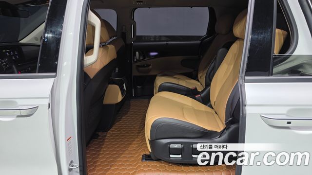 Kia Carnival (IV) Diesel 7-Seater Signature 2023 — фото 12