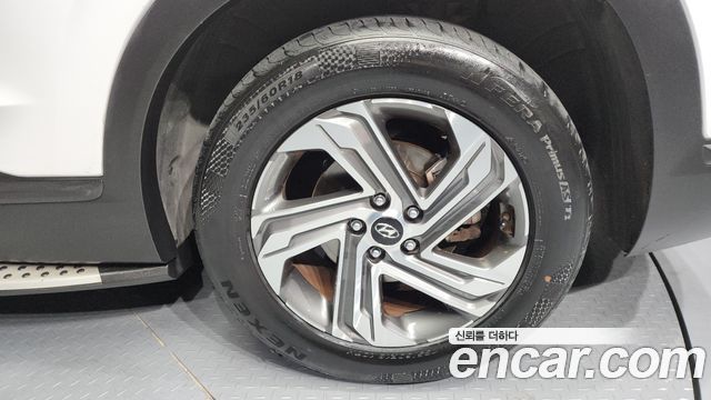 Hyundai Santa Fe Diesel 2.2 2WD Prestige 2021 — фото 5