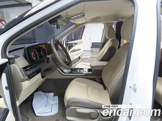 Kia Carnival (IV) Diesel 9-Seater Prestige 2023 — фото 15