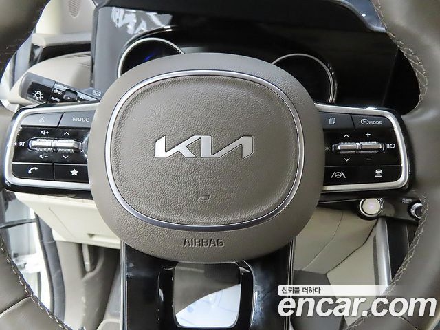 Kia Carnival (IV) Diesel 9-Seater Prestige 2023 — фото 16