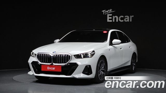 BMW 5 Series (G60) 520i M Sport 2025 — фото 1
