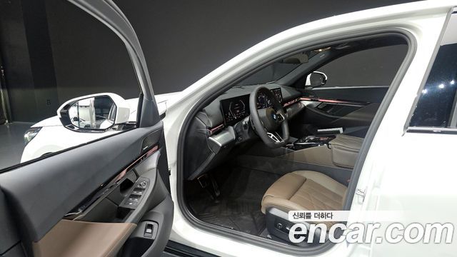 BMW 5 Series (G60) 520i M Sport 2025 — фото 10