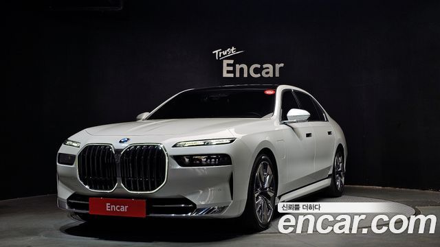 BMW 7 Series (G70) 750e xDrive Design Pure Excellence