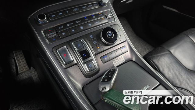 Hyundai Santa Fe Gasoline 2.5T 2WD Calligraphy 2021 — фото 9