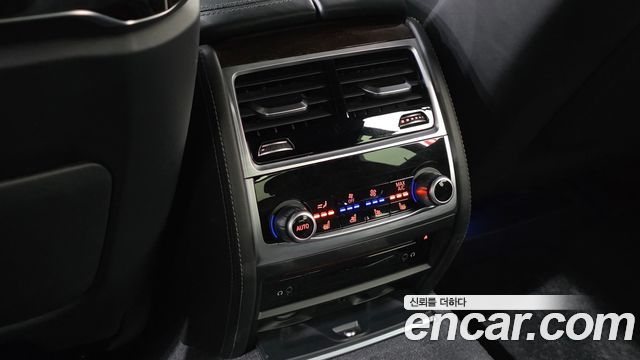 BMW 7 Series (G11) 730Ld xDrive 2016 — фото 17