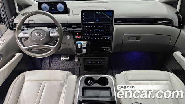 Hyundai Staria 4WD Lounge 9-Seater Limousine 2023 — фото 7
