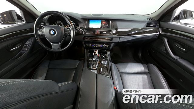 BMW 5 Series (F10) 528i Luxury Plus 2015 — фото 7