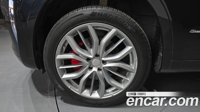 Maserati Levante 3.0 Diesel AWD GranLusso 2018 — фото 5