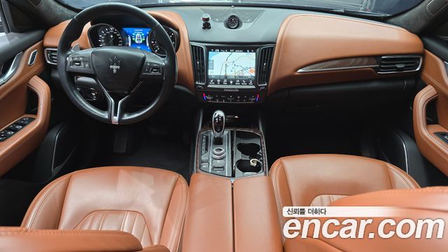 Maserati Levante 3.0 Diesel AWD GranLusso 2018 — фото 7