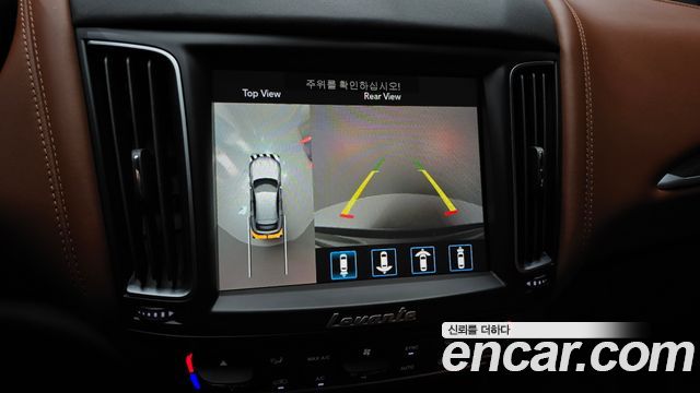 Maserati Levante 3.0 Diesel AWD GranLusso 2018 — фото 16