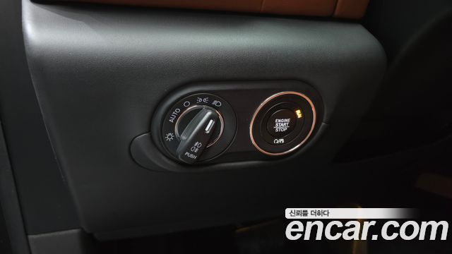 Maserati Levante 3.0 Diesel AWD GranLusso 2018 — фото 17