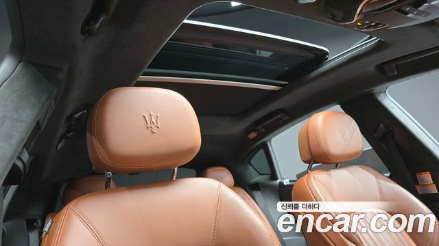 Maserati Levante 3.0 Diesel AWD GranLusso 2018 — фото 19