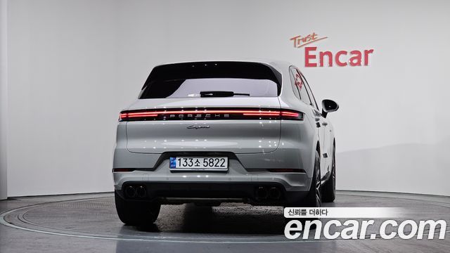 Porsche Cayenne (PO536) 3.0 E-Hybrid 2024 — фото 4