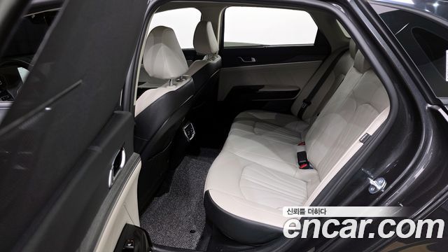 Kia K5 Hybrid (III) Signature 2025 — фото 20