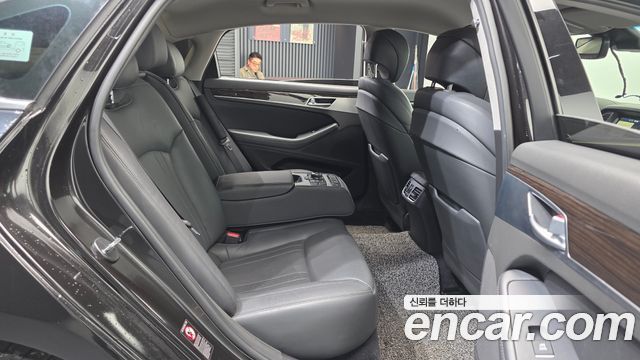 Genesis G80 3.3 GDI AWD Luxury 2018 — фото 12