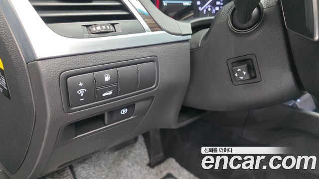 Genesis G80 3.3 GDI AWD Luxury 2018 — фото 17