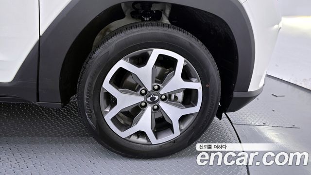 KG Mobility (SsangYong) Torres Gasoline 1.5 4WD T7 2024 — фото 5