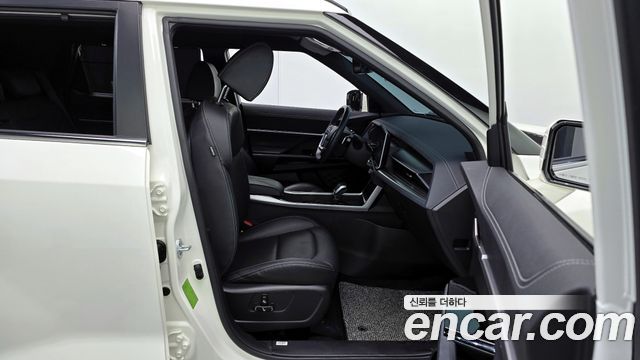 KG Mobility (SsangYong) Torres Gasoline 1.5 4WD T7 2024 — фото 10
