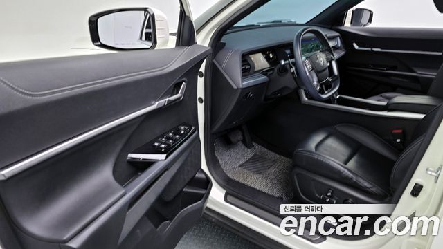 KG Mobility (SsangYong) Torres Gasoline 1.5 4WD T7 2024 — фото 11