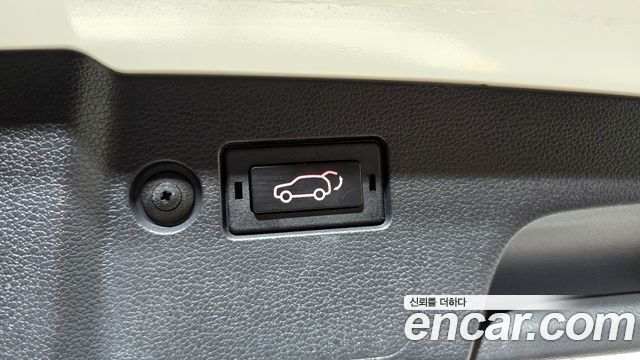 KG Mobility (SsangYong) Torres Gasoline 1.5 4WD T7 2024 — фото 20