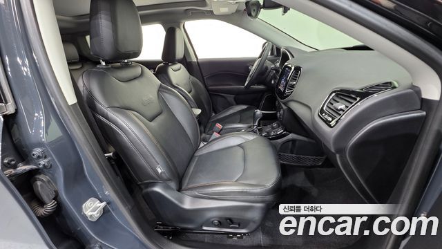 Jeep Compass (II) 2.4 Limitied AWD 2018 — фото 10