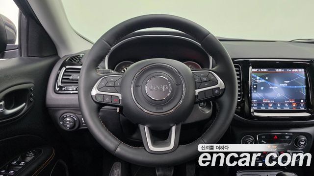 Jeep Compass (II) 2.4 Limitied AWD 2018 — фото 14