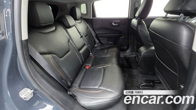 Jeep Compass (II) 2.4 Limitied AWD 2018 — фото 19