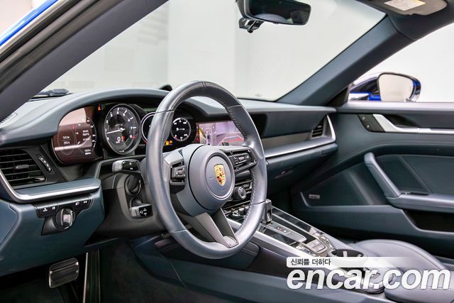 Porsche 911 (992) Carrera 4 GTS 2022 — фото 10