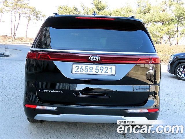 Kia Carnival (IV) Diesel 9-Seater Signature 2021 — фото 4