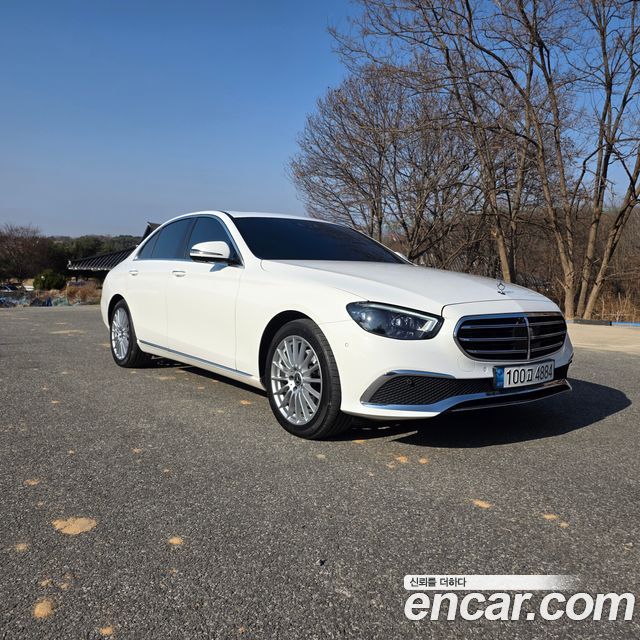 Mercedes-Benz E-Class (W213) E220d 4MATIC Exclusive 2022 — фото 2