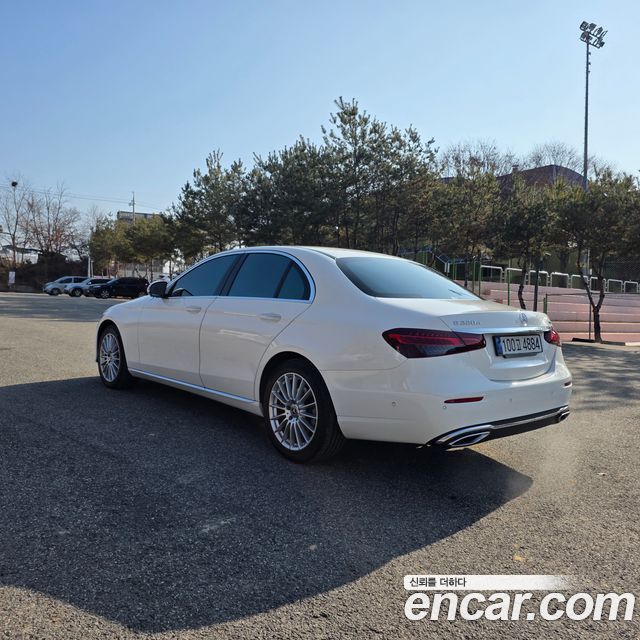 Mercedes-Benz E-Class (W213) E220d 4MATIC Exclusive 2022 — фото 5
