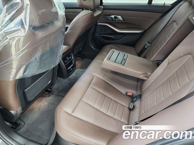 BMW 3 Series (G20) 320i M Sport 2022 — фото 8