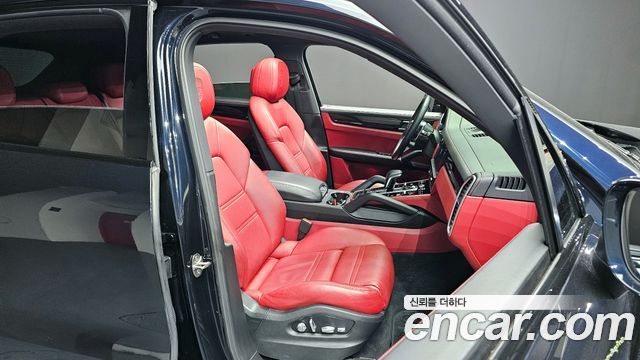 Porsche Cayenne (PO536) 3.0 E-Hybrid 2020 — фото 12