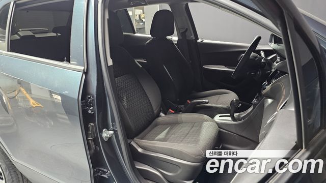 Chevrolet Trax 1.4 LS 2020 — фото 10