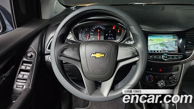 Chevrolet Trax 1.4 LS 2020 — фото 13