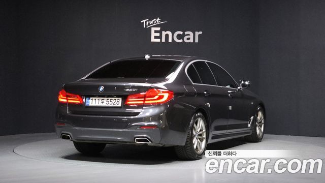BMW 5 Series (G30) 520i M Sport 2020 — фото 2