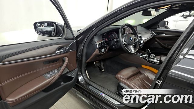 BMW 5 Series (G30) 520i M Sport 2020 — фото 10
