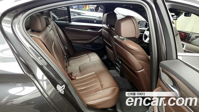 BMW 5 Series (G30) 520i M Sport 2020 — фото 12