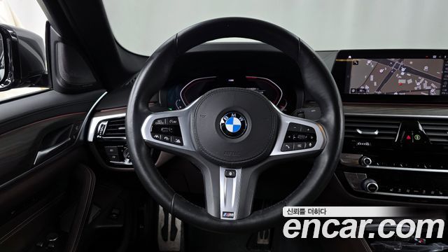 BMW 5 Series (G30) 520i M Sport 2020 — фото 13