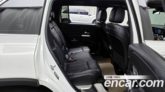 Mercedes-Benz GLB-Class (X247) GLB220 2020 — фото 12
