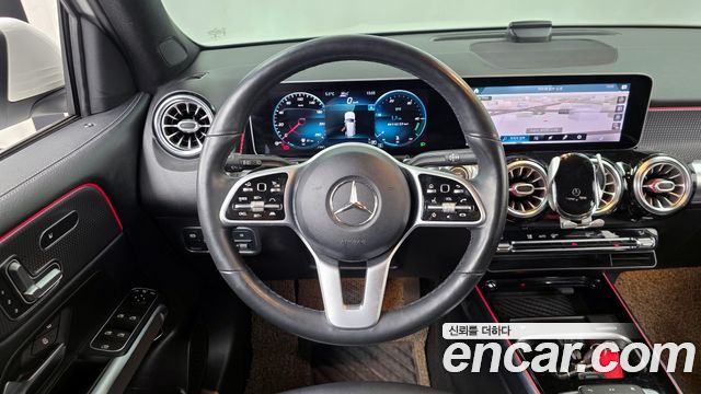 Mercedes-Benz GLB-Class (X247) GLB220 2020 — фото 13