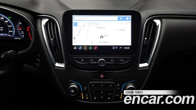 Chevrolet Malibu 2.0 Turbo LT Special 2021 — фото 14