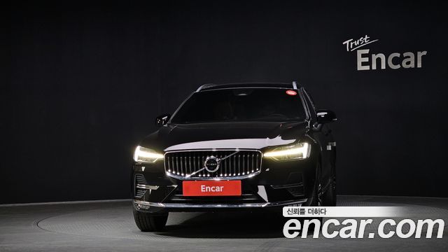 Volvo XC60 (II) B5 Inscription 2022 — фото 3