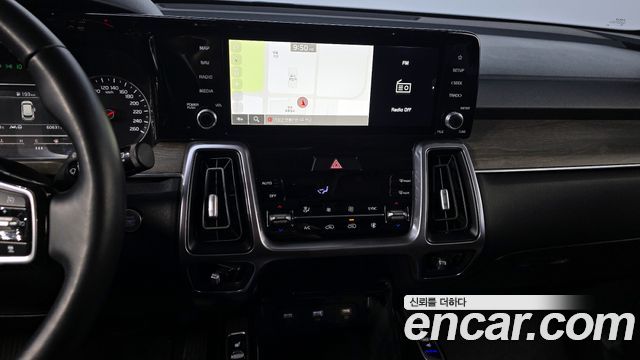 Kia Sorento (IV) Diesel 2.2 4WD Prestige 2023 — фото 16