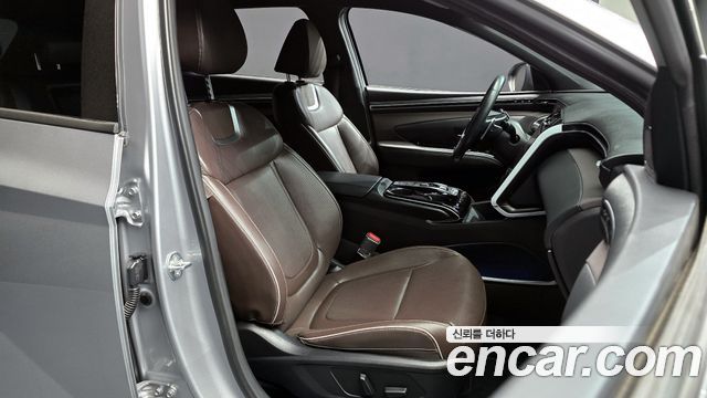 Hyundai Tucson (NX4) Gasoline 1.6 Turbo 4WD Inspiration 2023 — фото 10