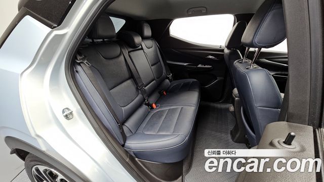 Chevrolet Bolt EUV Premier 2023 — фото 12