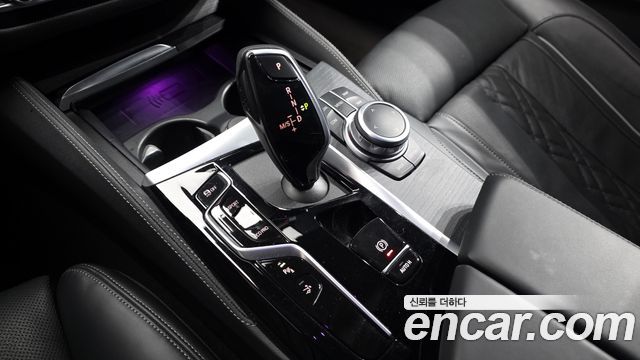 BMW 6 Series GT (G32) 620d xDrive M Sport 2022 — фото 9