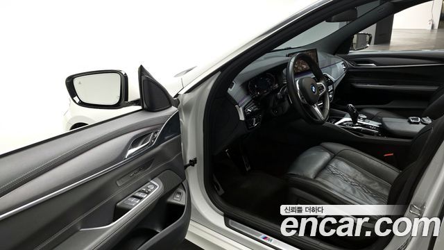 BMW 6 Series GT (G32) 620d xDrive M Sport 2022 — фото 12