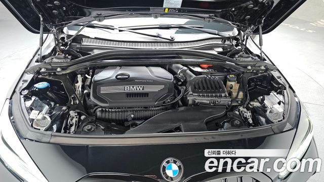BMW 1 Series (F40) 120i M Sports 2022 — фото 6